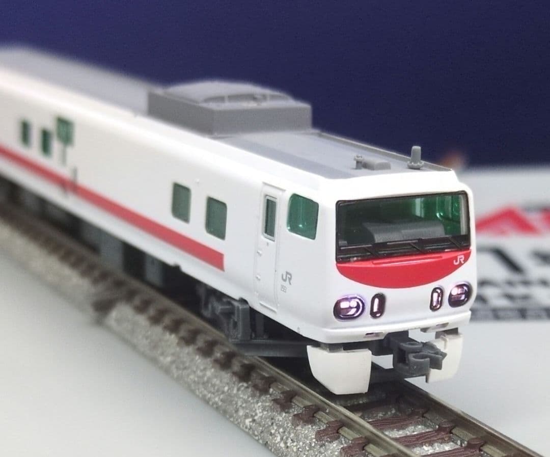 鉄道模型 キヤE193系 East i-D 3両セット 訳あり品！！