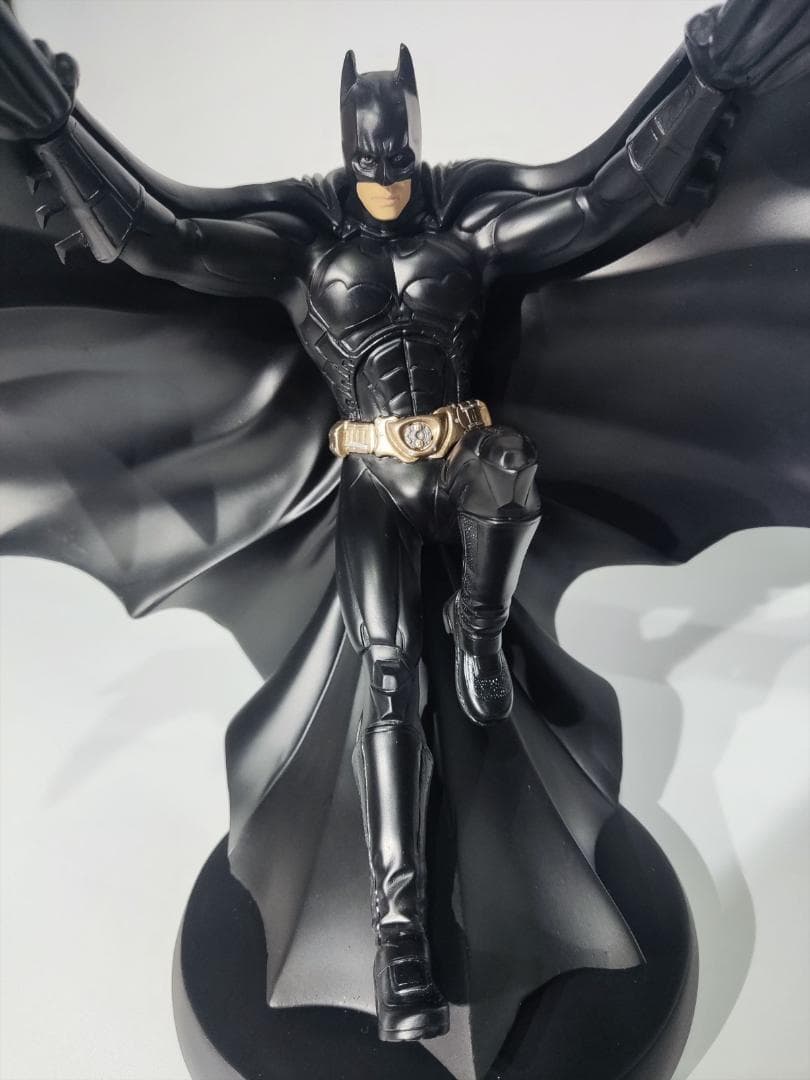【※全世界4000体限定】DCダイレクト バットマンビギンズ フライトスタチュー