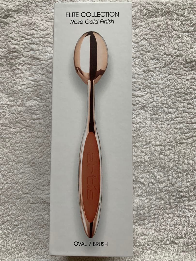新品未使用アーティスメイクアップブラシ　エリートコレクション オーバル7(RG)
