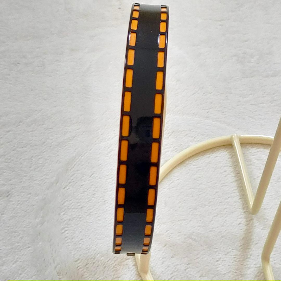 アレクサンドルドゥパリ カチューシャ ブラック×オレンジ　ステッチ バンド付き