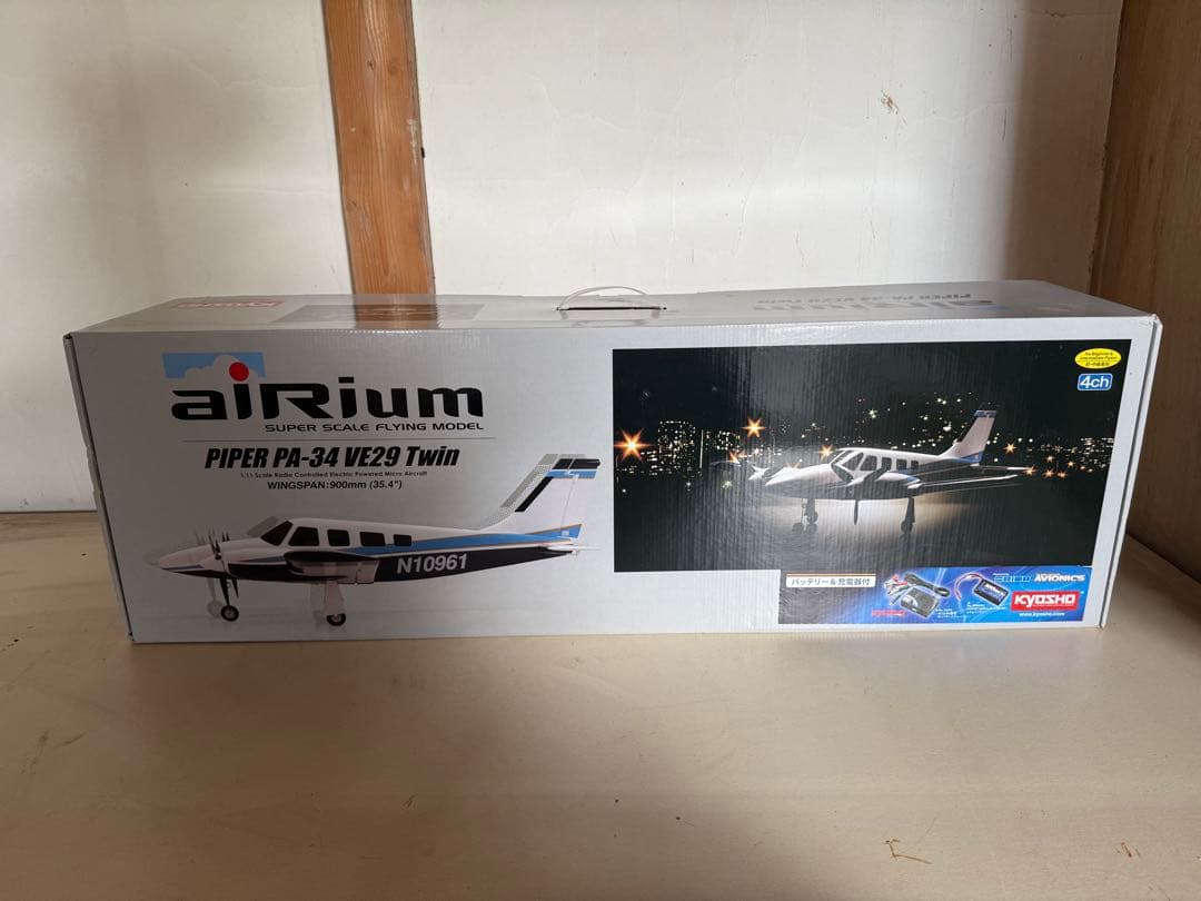 【O-1810】KYOSHO 京商 パイパー PA34 VE29 飛行機 模型