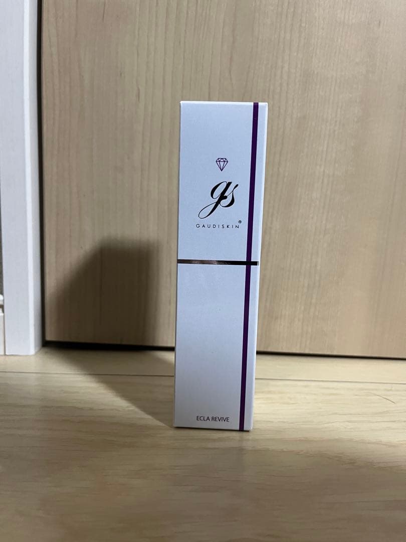 エクラリバイブ ガウディスキン　新品