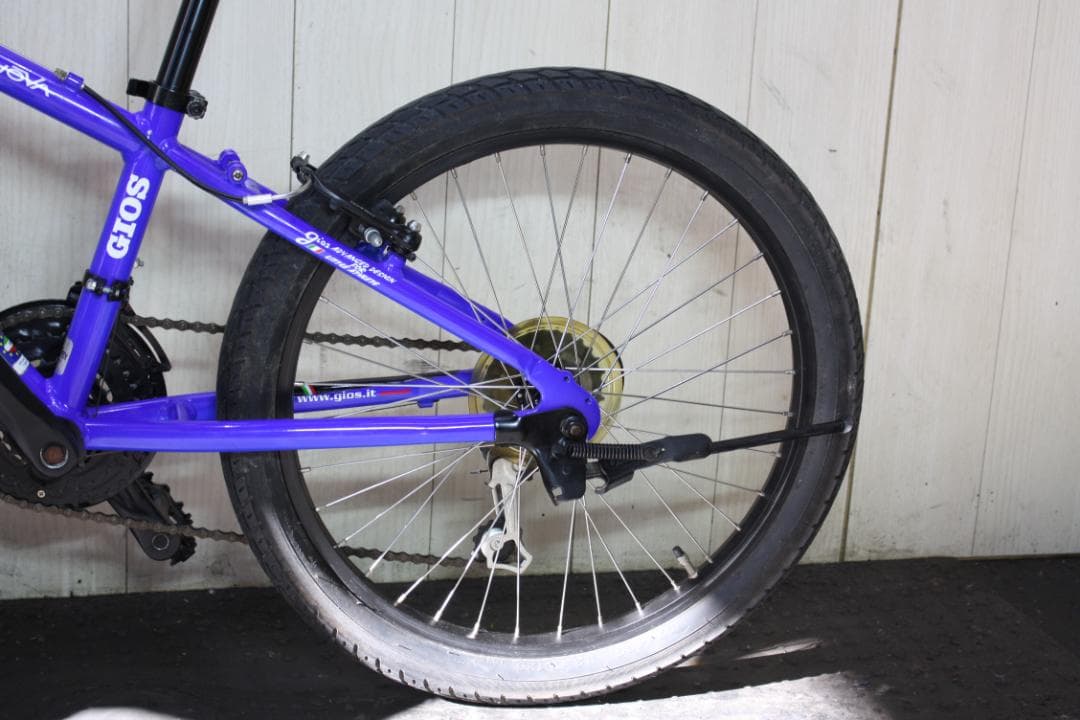 GIOS GENOVA 22型 シマノ18速 290mm 本格子供用MTB
