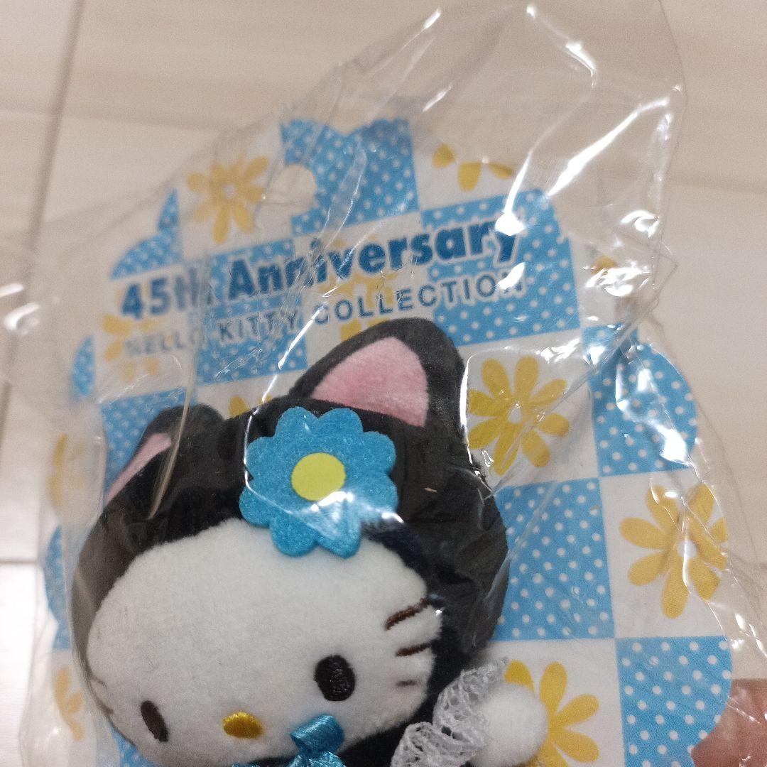 45thAnniversary　ハローキティコレクション　ミニブローチ　ネコ