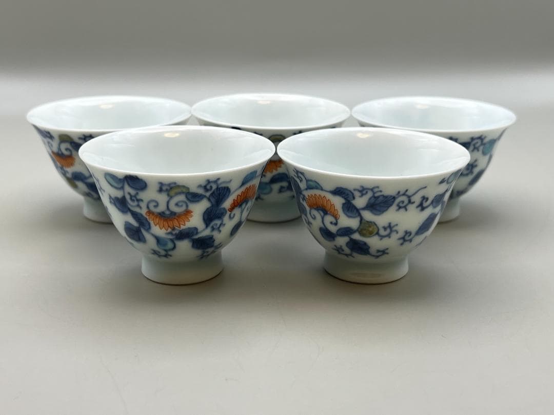 【海】古染付　清時代　豆彩　缠枝莲文茶杯　「長春」在銘　５客　骨董品 中国美術品