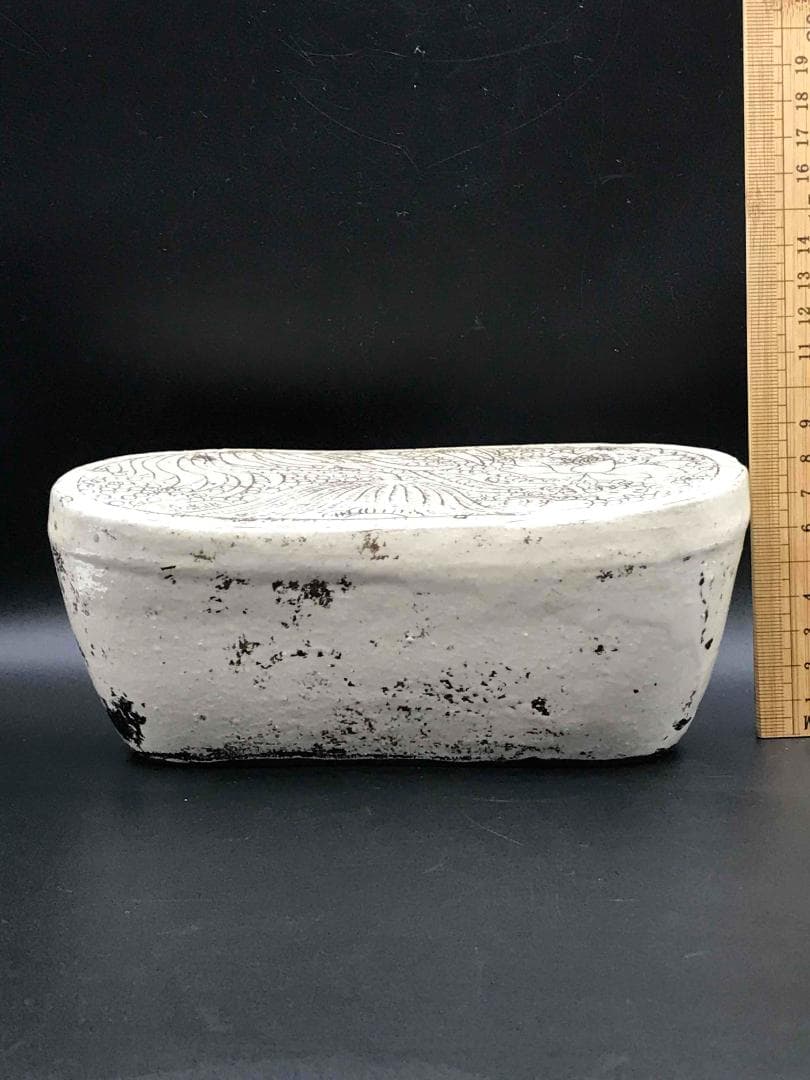 中国骨董　宋時代　磁州窯真珠蓮池紋枕　旧家蔵出し(B-3)