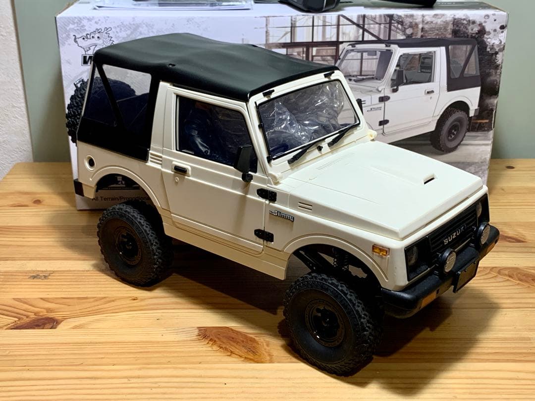 K*N様 LED ドライバー付属 WPL Suzuki Jimny ホワイト ラ