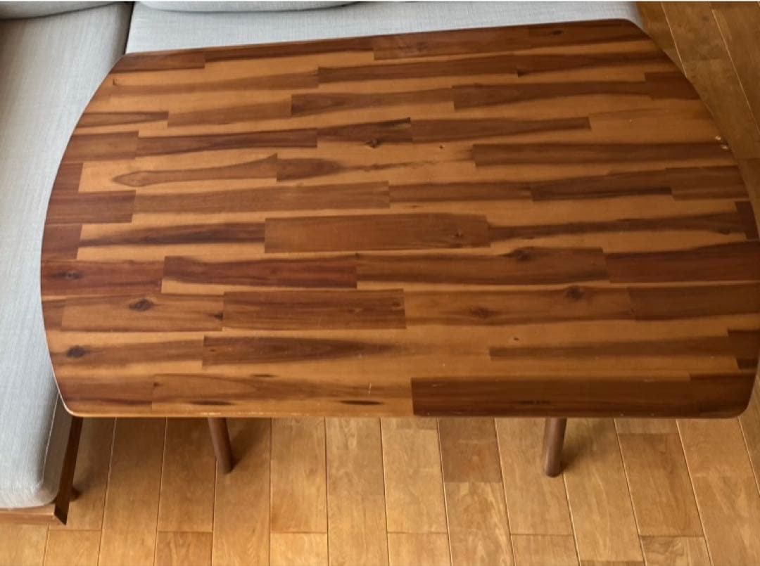 unicoウニコ　スウェラ　ダイニングテーブル