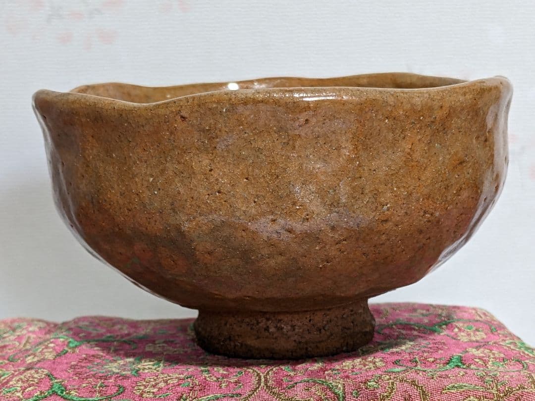 ♦古格 茶道具 手捏ね 手捻り 抹茶碗 時代物 古美術品 銀化現象 骨董品