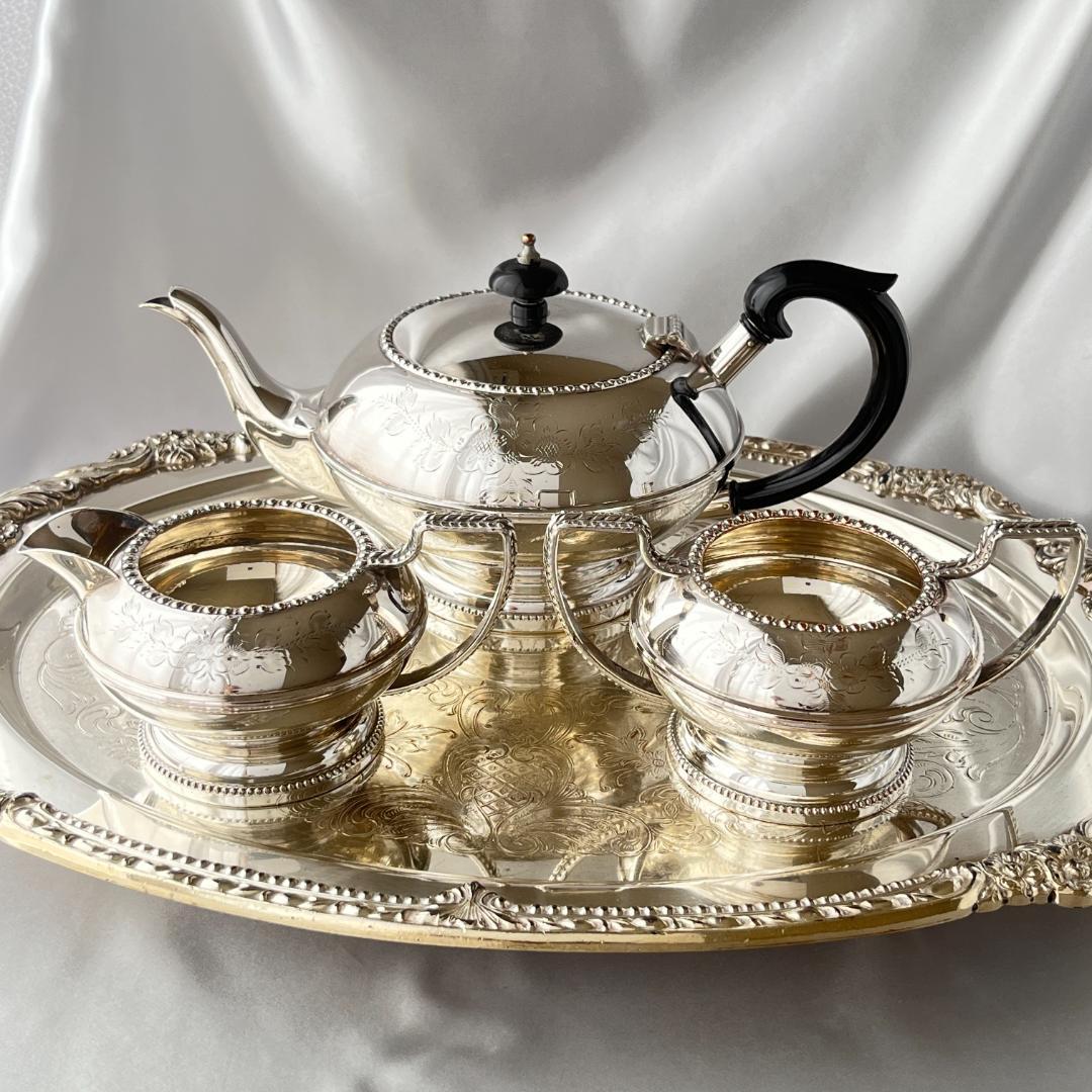 【英国】 パールとエングレイブのティーセット 3点 ティーポット