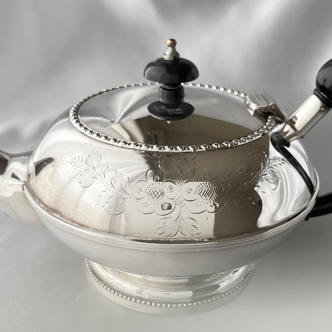 【英国】 パールとエングレイブのティーセット 3点 ティーポット