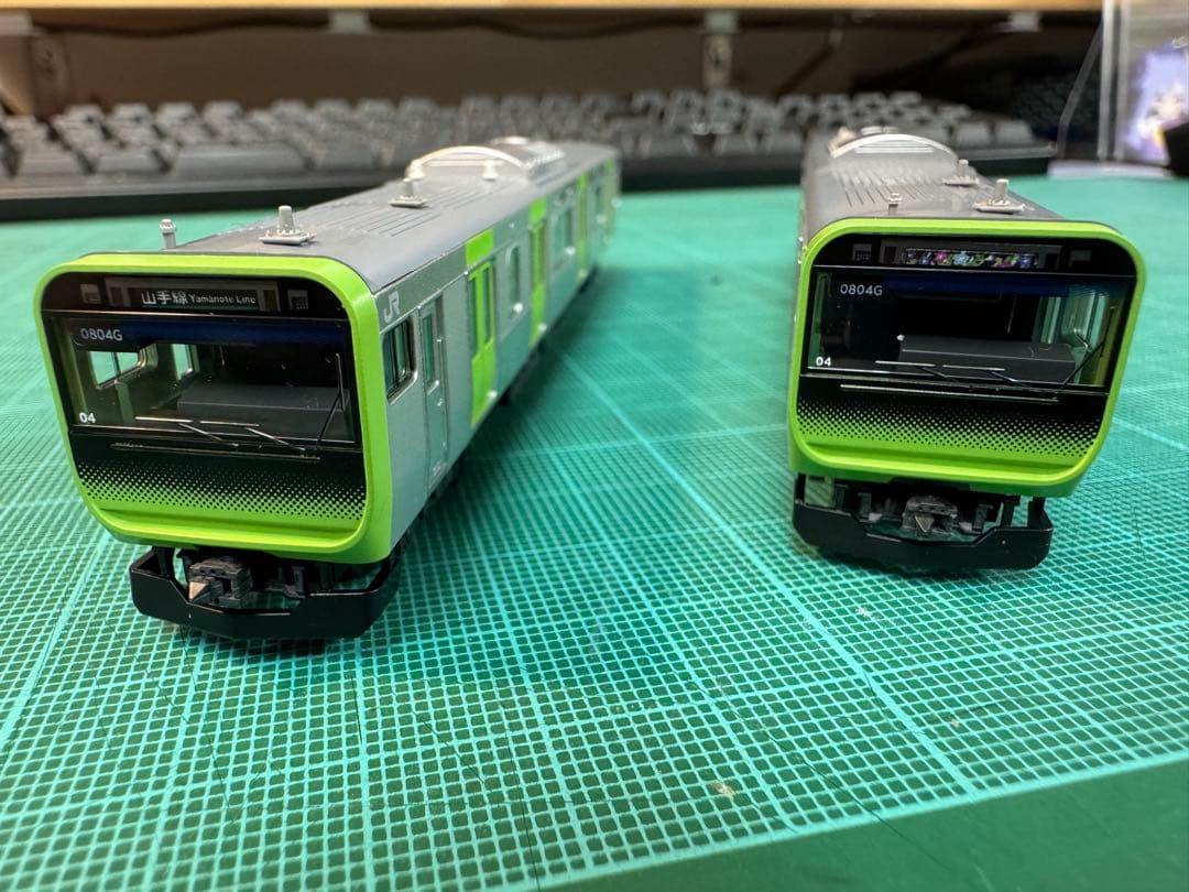 tomix限定品 E235 トウ04編成　全車TN化、室内灯組み込み施工