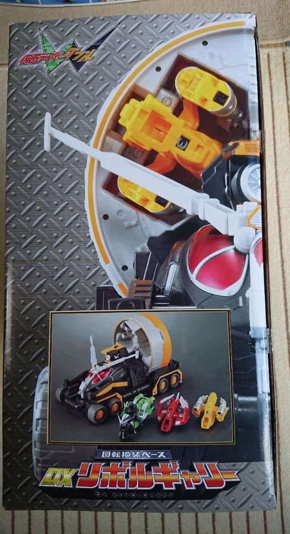 仮面ライダーW 回転換装ベース DXリボルギャリー BANDAI