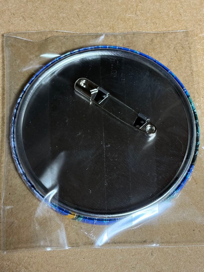 ジョジョの奇妙な冒険 空条承太郎 スタープラチナ 缶バッジ