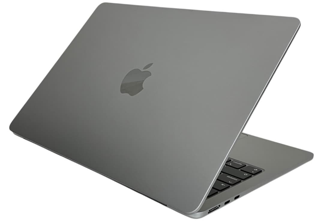 半使用近い - Macbook Air M2-8-256 Office付き
