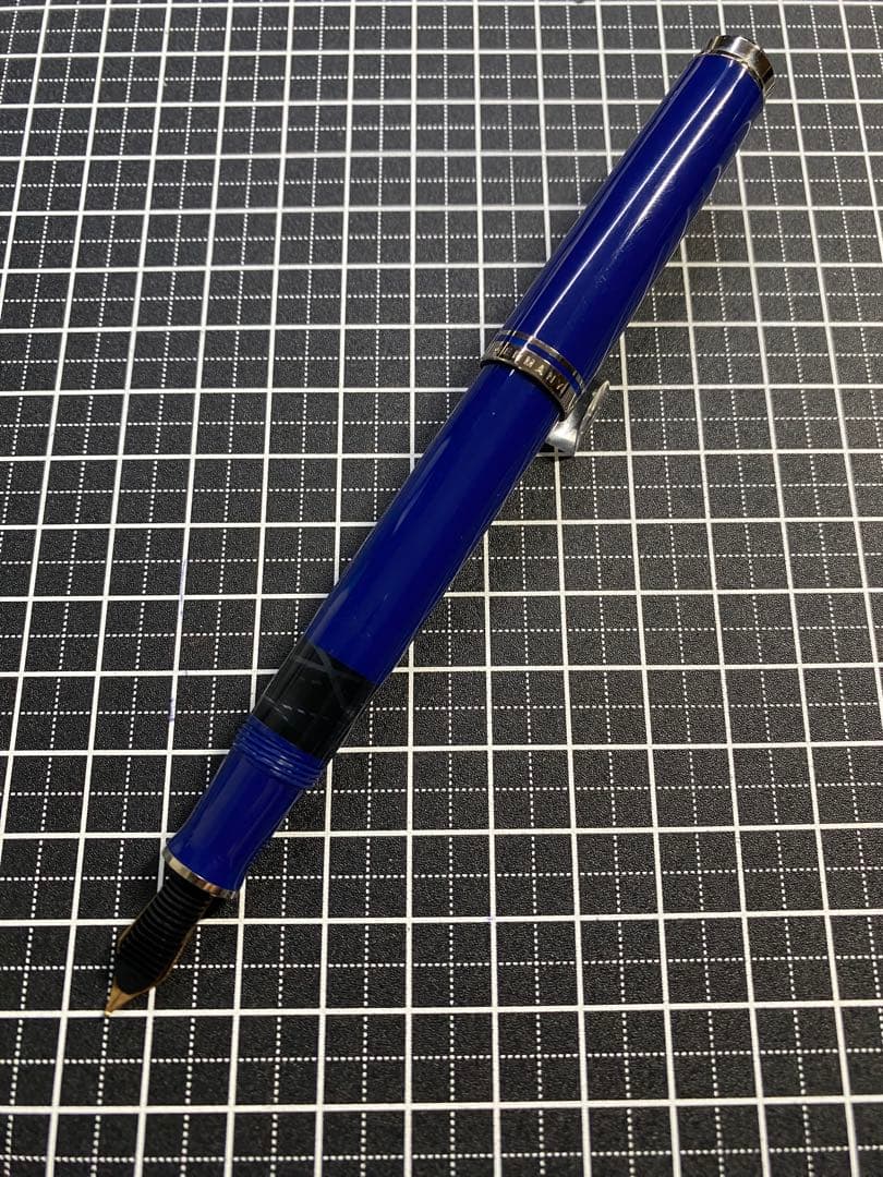 Pelikan SOUVERAN M405 DARK-BLUE 万年筆　字幅F