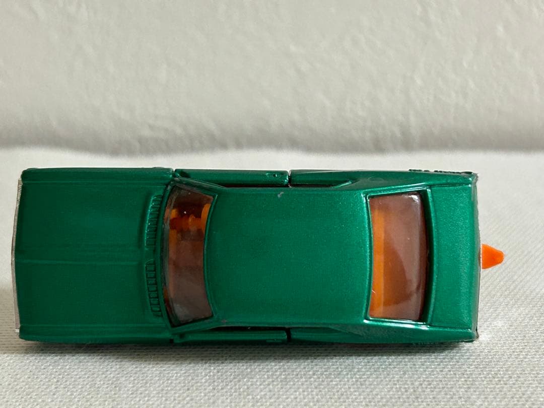 トミカ 日本製 黒箱 小田急特注 74-1-5 ニッサン ローレル2000SGX