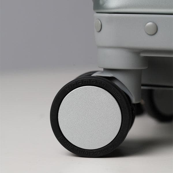 新品 イノベーター INV1811STP Cool Gray 36L Cabin