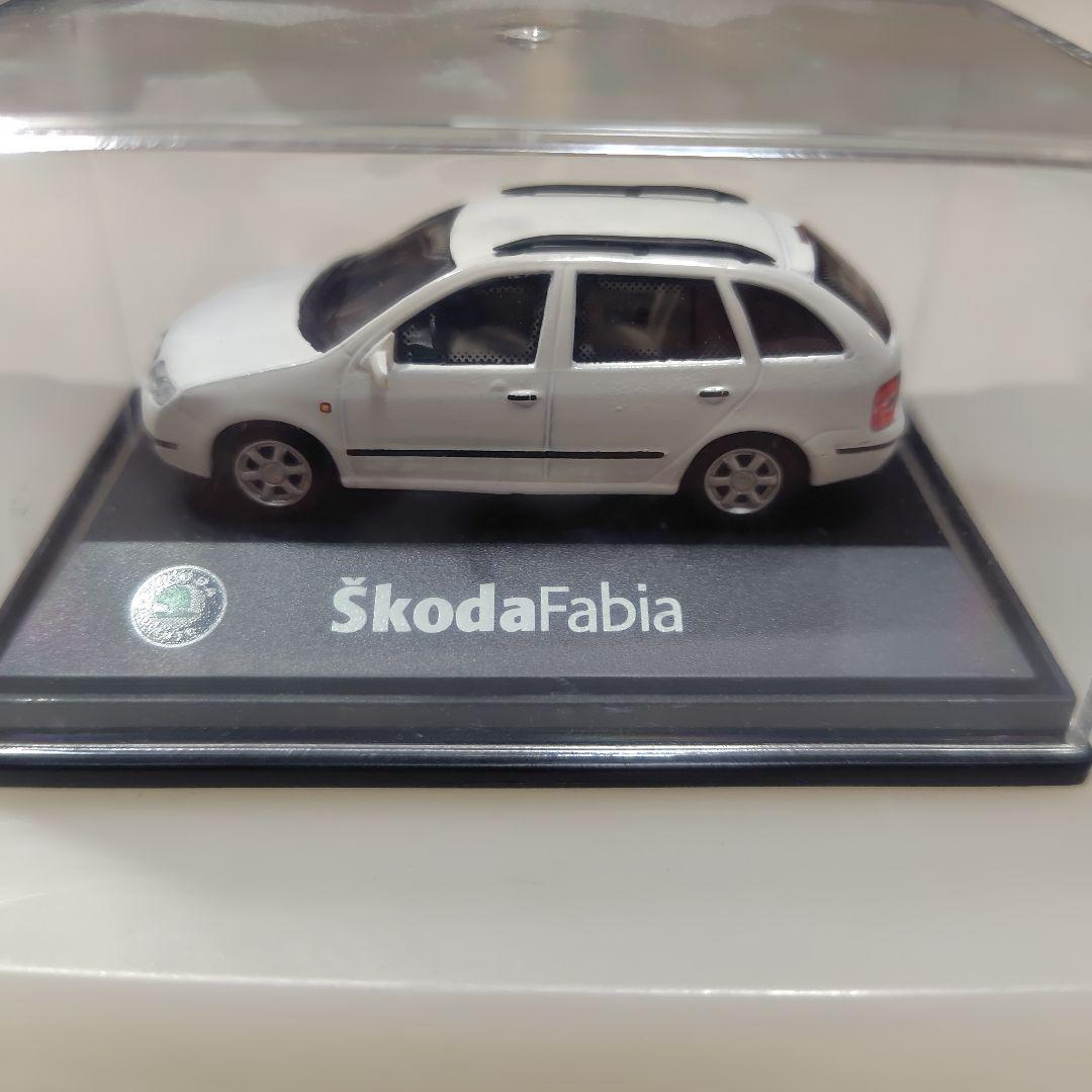 Škoda Fabia ② ミニカーセット 1/72