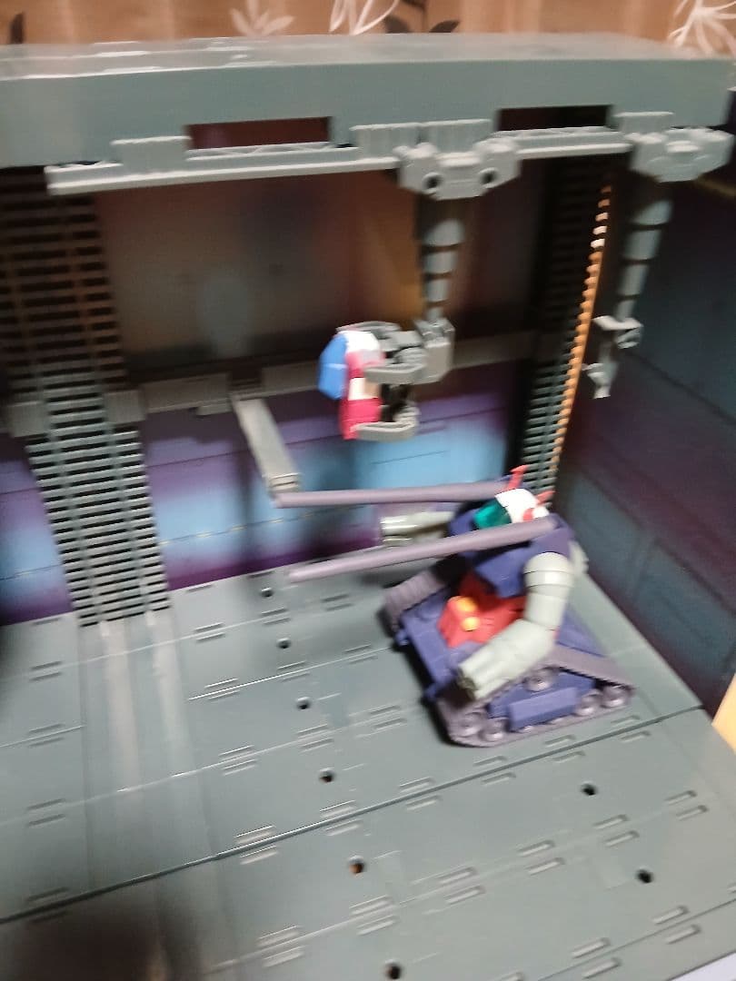 ロボット魂　ジオラマ　ガンダム フィギュア 1/144 スケール