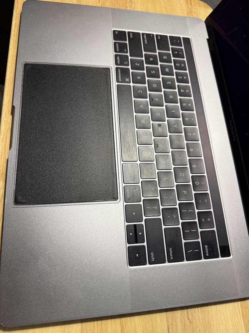 MacBook本体 MacBook Pro 15-inch 2018 i9 32GB 1TB 15