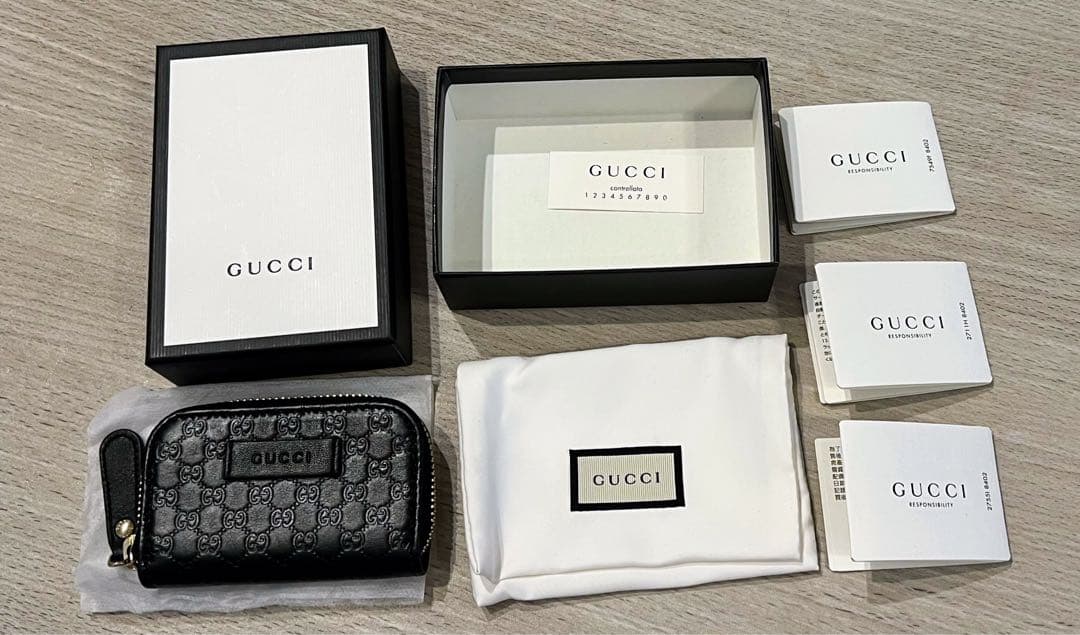 し*ิ様 【美品　一点限り】グッチ GUCCI 小銭入れ　マイクロGG シマ レ