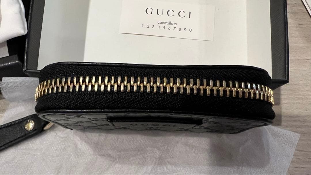 し*ิ様 【美品　一点限り】グッチ GUCCI 小銭入れ　マイクロGG シマ レ
