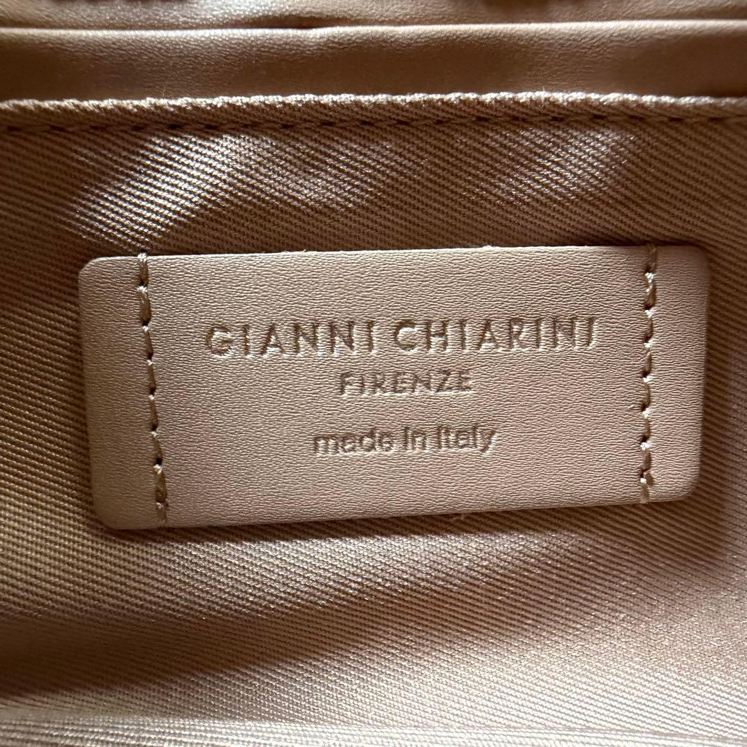 【極美品】ジャンニキアリーニ　ハンドバッグ 2way サファリ　ベージュ