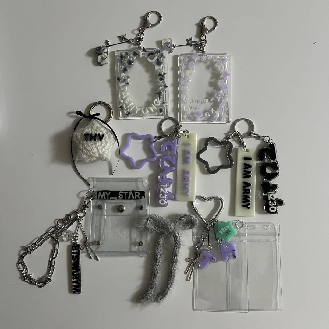 キーホルダー　トレカケース