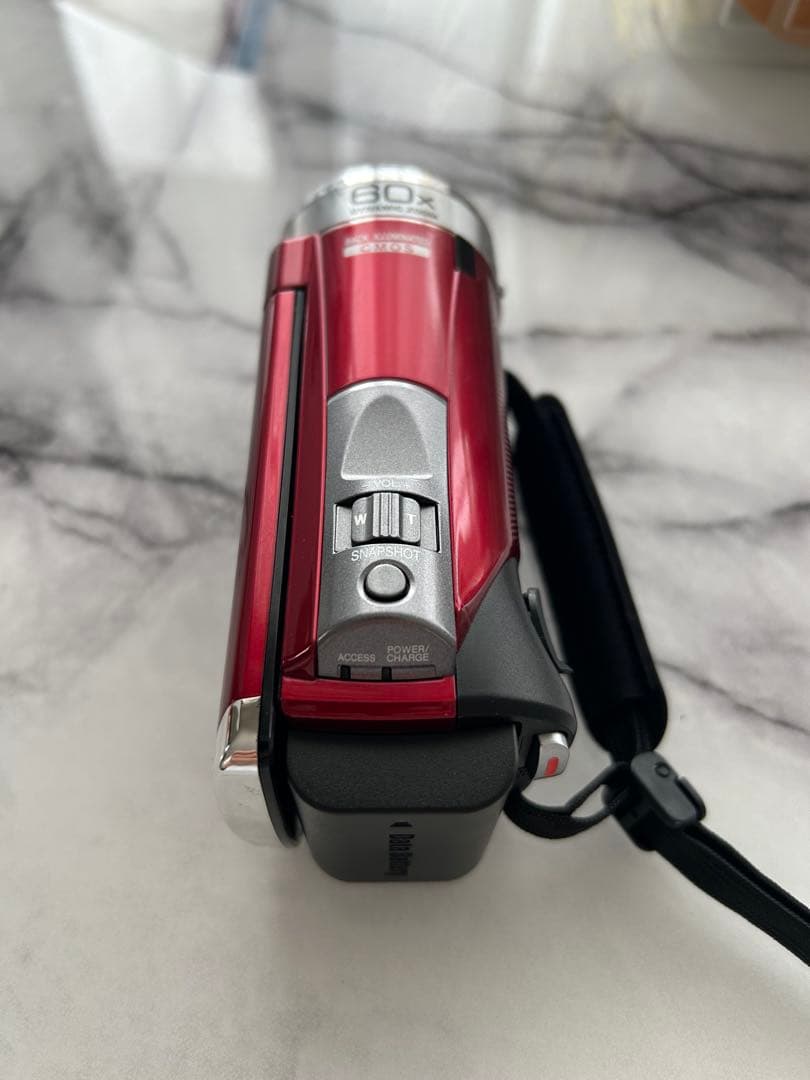 JVC Everio 8GB内蔵メモリー フルハイビジョンビデオカメラ