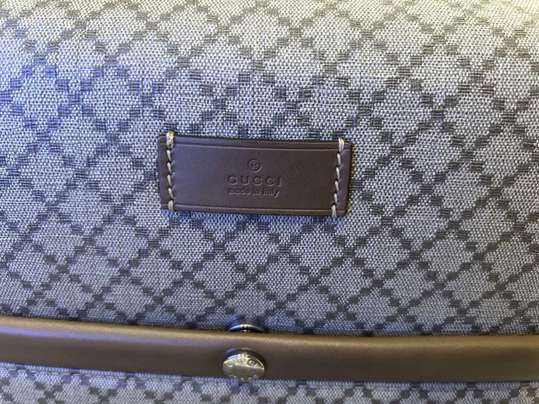 GUCCI ダイヤモンドパターン キャリーケース最大お値引き中！