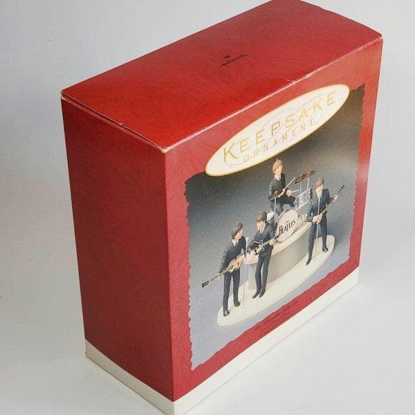 ビートルズ 　THE BEATLES フィギュア KEEPSAKE 1994
