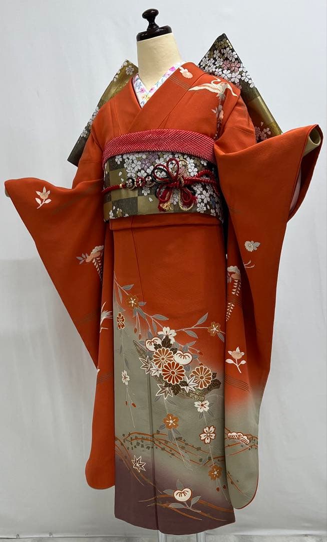 振り袖　フルセット　別誂長襦袢付　小柄な方に♪ オレンジ　振袖　金彩加工　627
