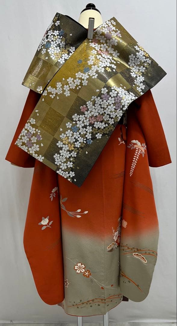 振り袖　フルセット　別誂長襦袢付　小柄な方に♪ オレンジ　振袖　金彩加工　627