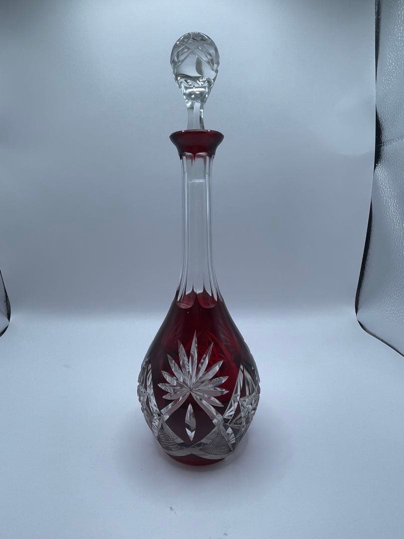 赤色クリスタルガラスデキャンタ