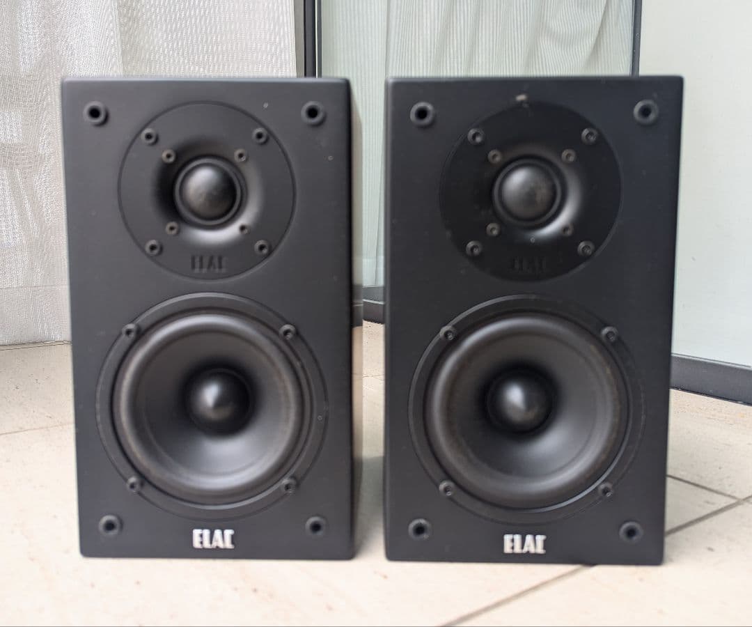 ELAC BS72 スピーカー