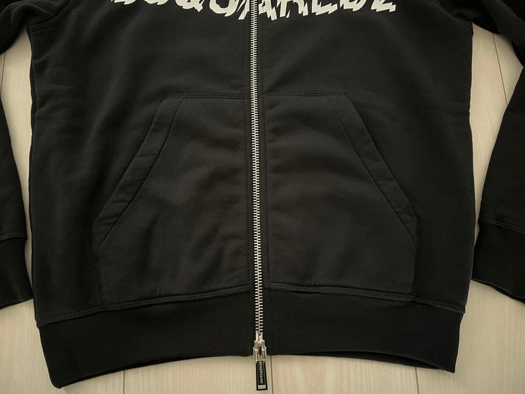 ピーマン 新品 DSQUARED2ディースクエアード パーカー XS 42