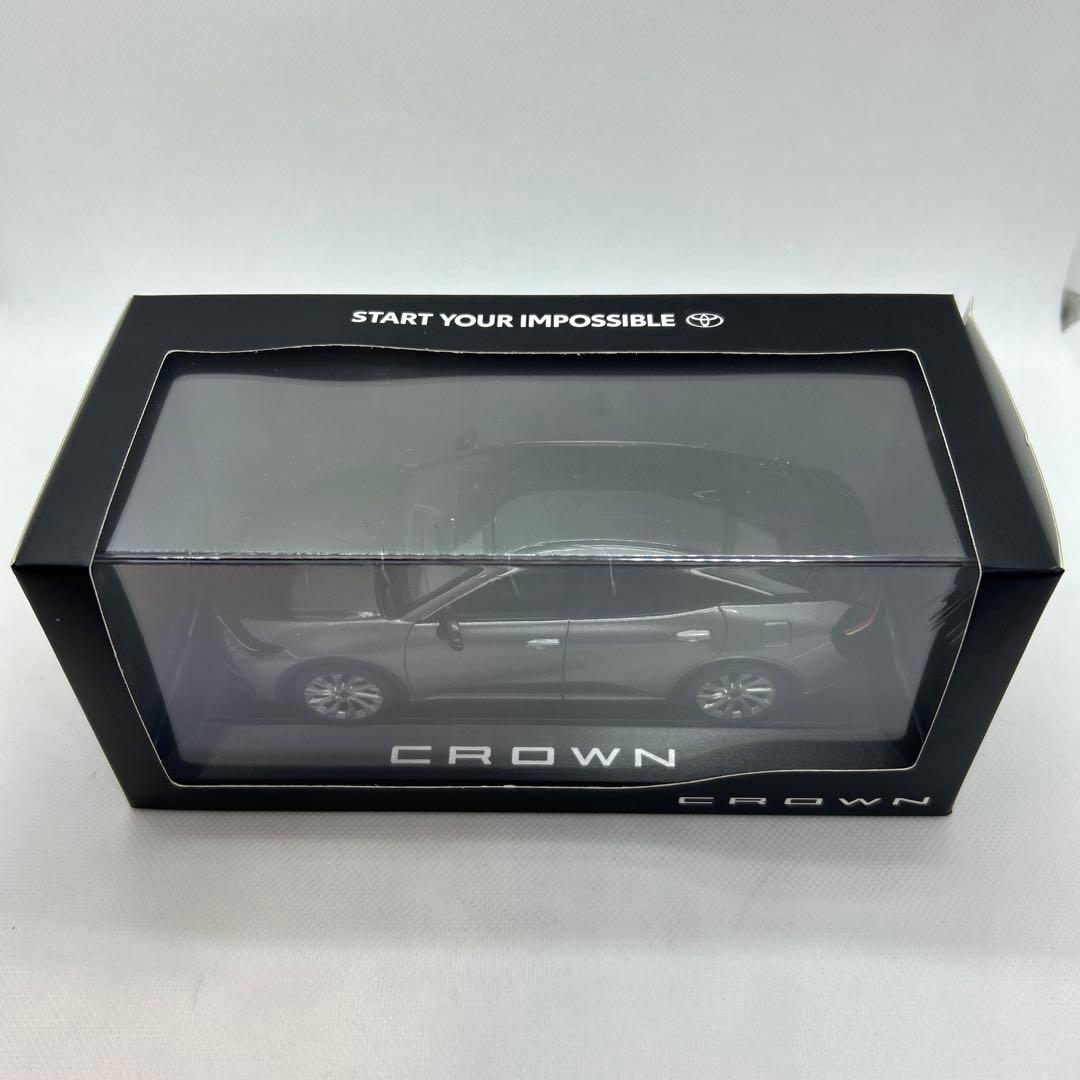 クラウンクロスオーバー ミニカー ブラック プレシャスメタル 1/30スケール