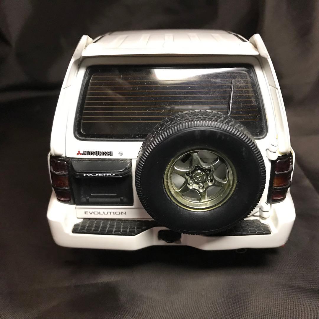 三菱パジェロ エボリューション PAJERO EVO 1/18 AUTOart