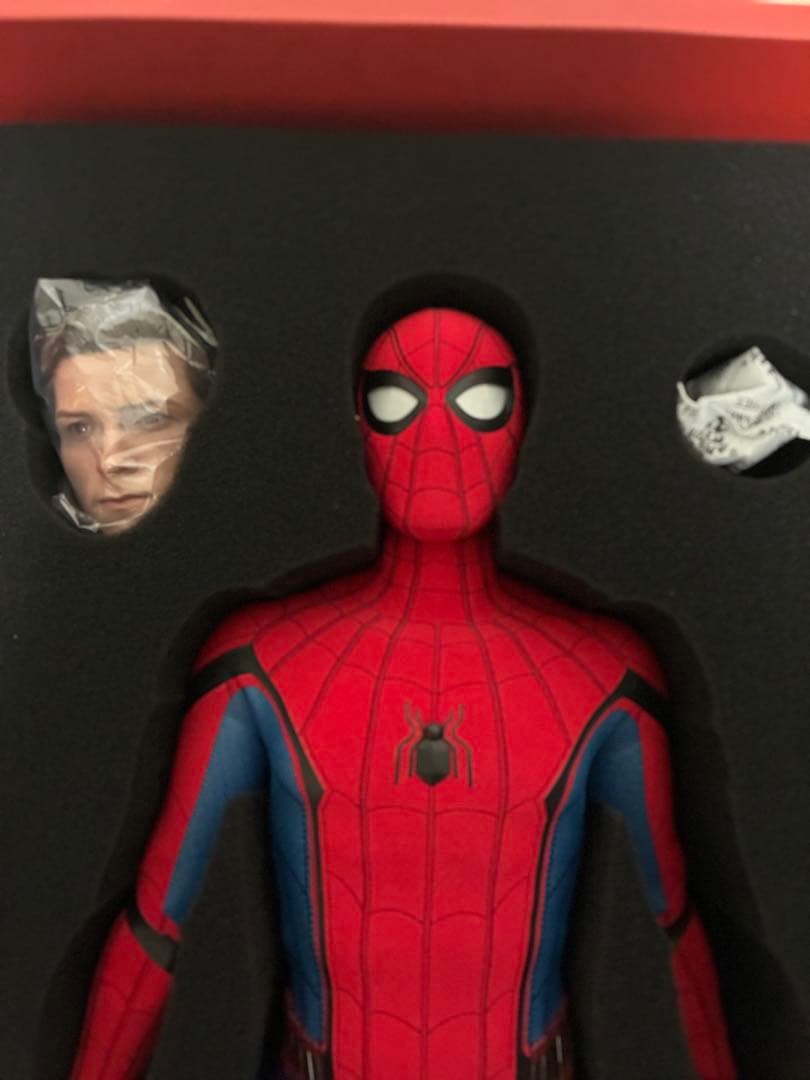 ホットトイズ スパイダーマン：ホームカミング クォータースケール（1/4）