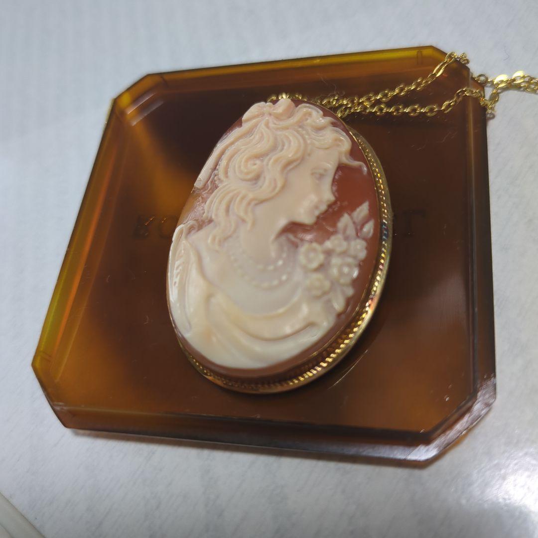 カメオ　ブローチ　ネックレス