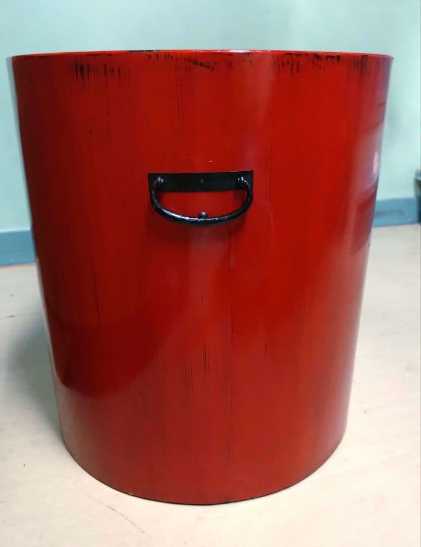 赤い漆塗りの楕円形のローキャビネット　和モダン　神奈川県座間市での引き渡し可