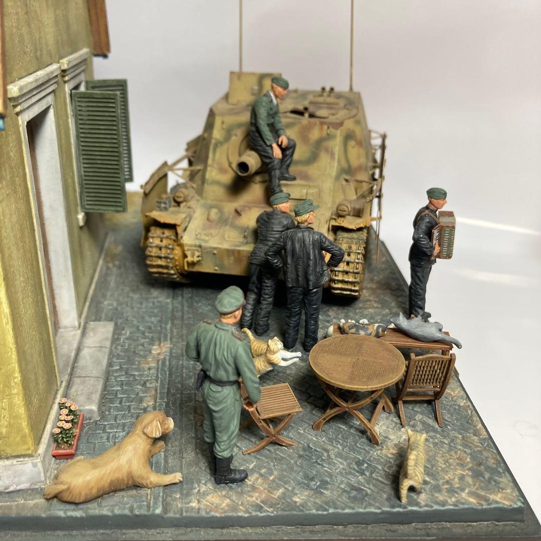 戦場ディオラマ模型完成品1/35『誰も来ない演奏会』