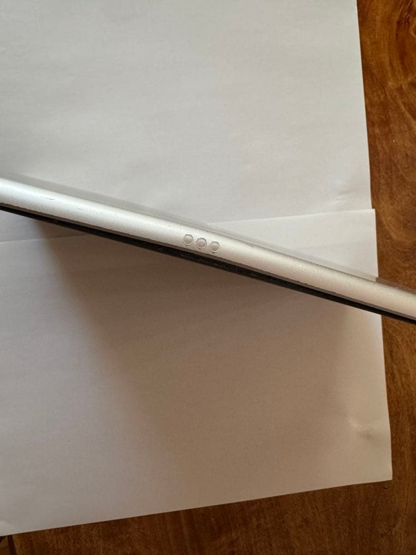 iPad (Wi-Fi) 本体　第9世代　ジャンク　10.2インチ