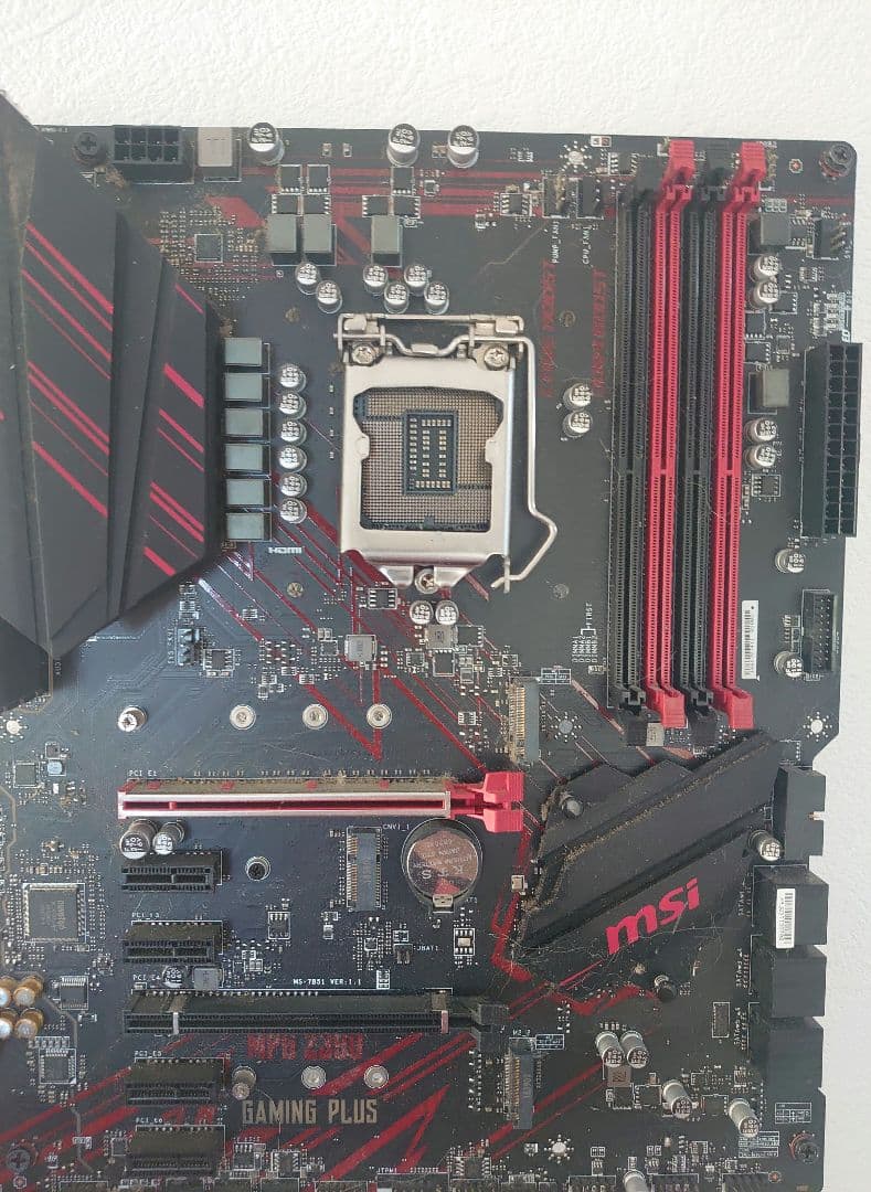 CPU Intel Core i5-9600K CPU Z390 GAMING PLUS