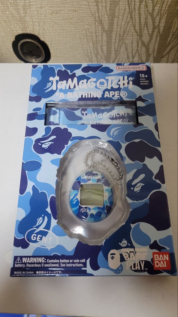 たまごっち A BATHING APE