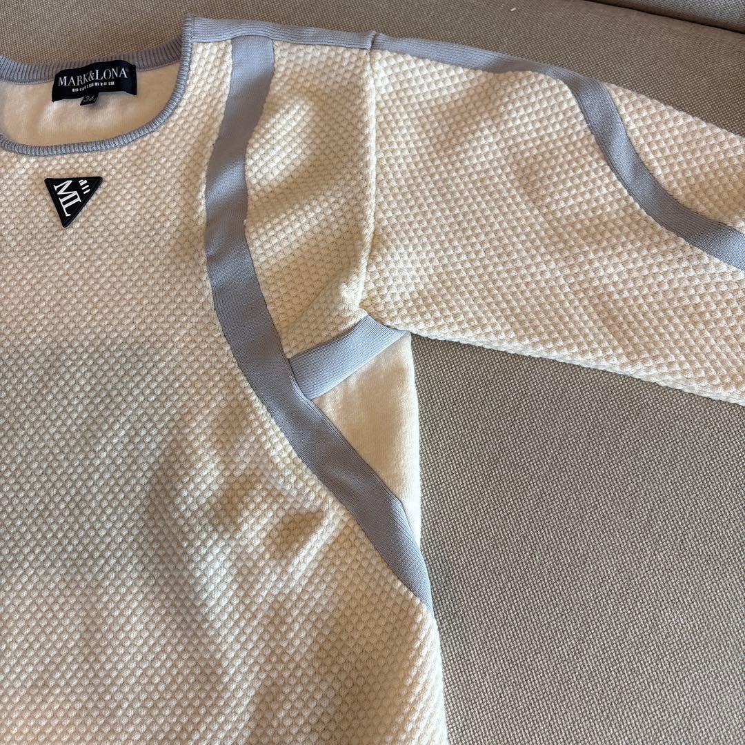 マーク＆ロナ　オフホワイトセーター　美品‼️