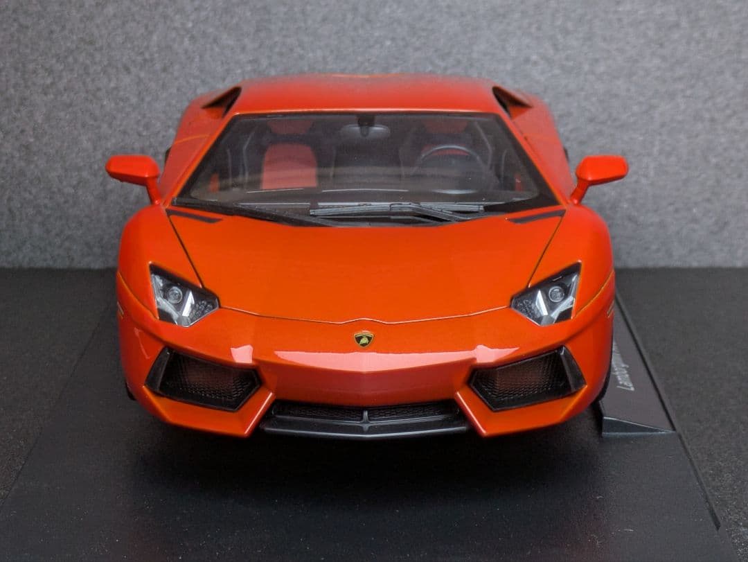 1/18 ウィリー Welly ランボルギーニ アヴェンタドール ミニカー