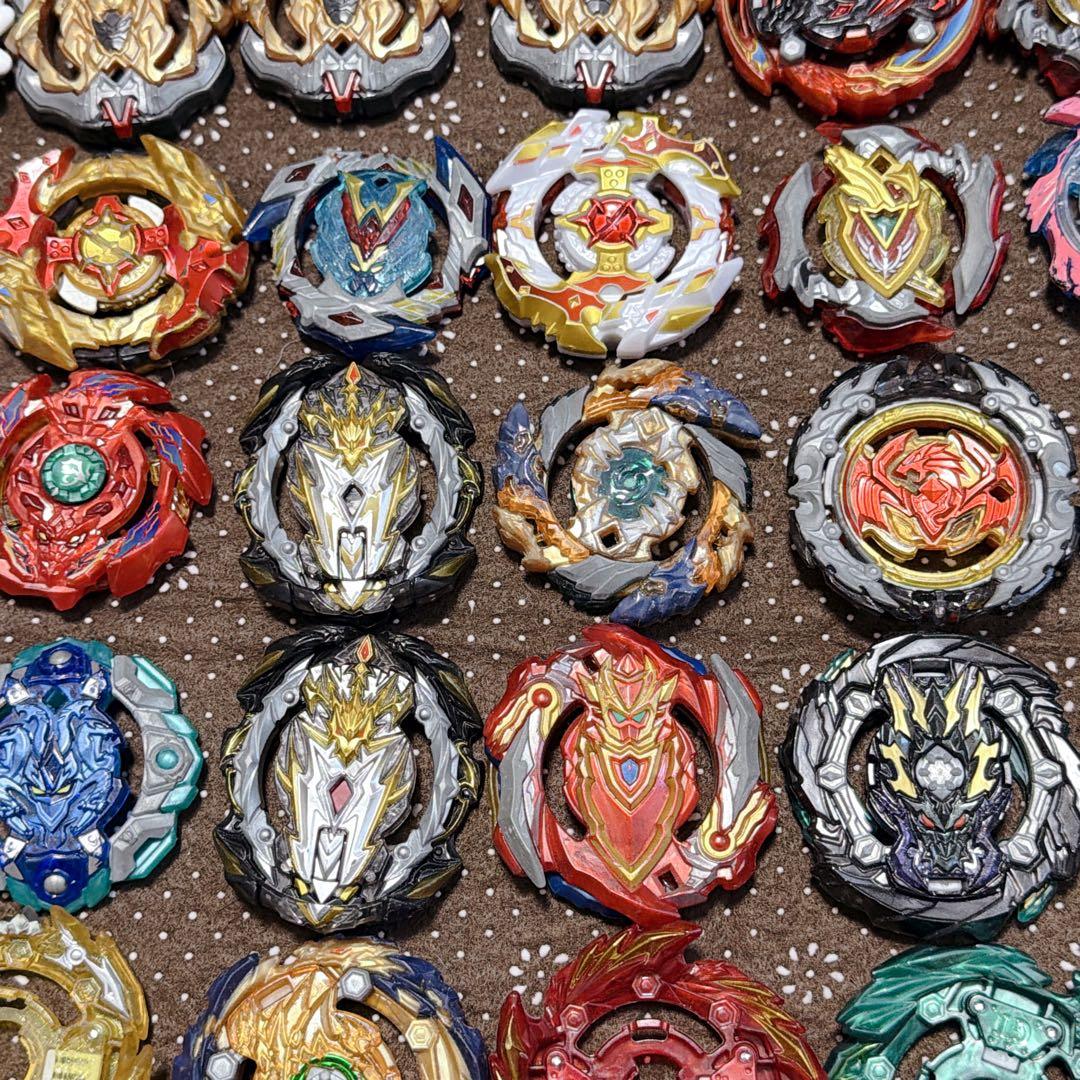 ベイブレード まとめ売り 本体13個　パーツ大量 ランチャー メタル バースト