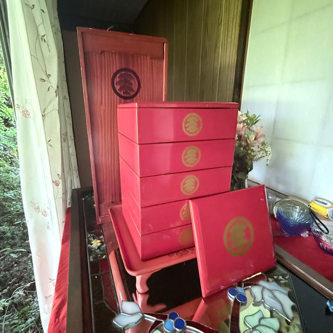 2212様感謝‼️「松」JAPAN 特産　輪島 蒔絵五段重二枚蓋　欅春慶塗り木箱入